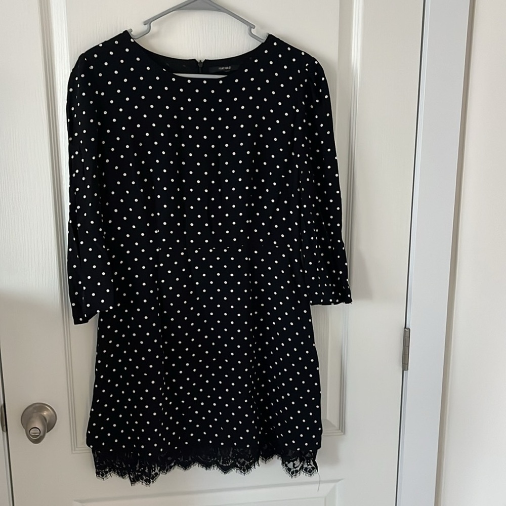 Forever 21 polka dot dress black white 3/4 sleeves lace hem detail M|L - Picture 4 of 11